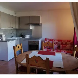 Superbe Praloup 1600 Appartement